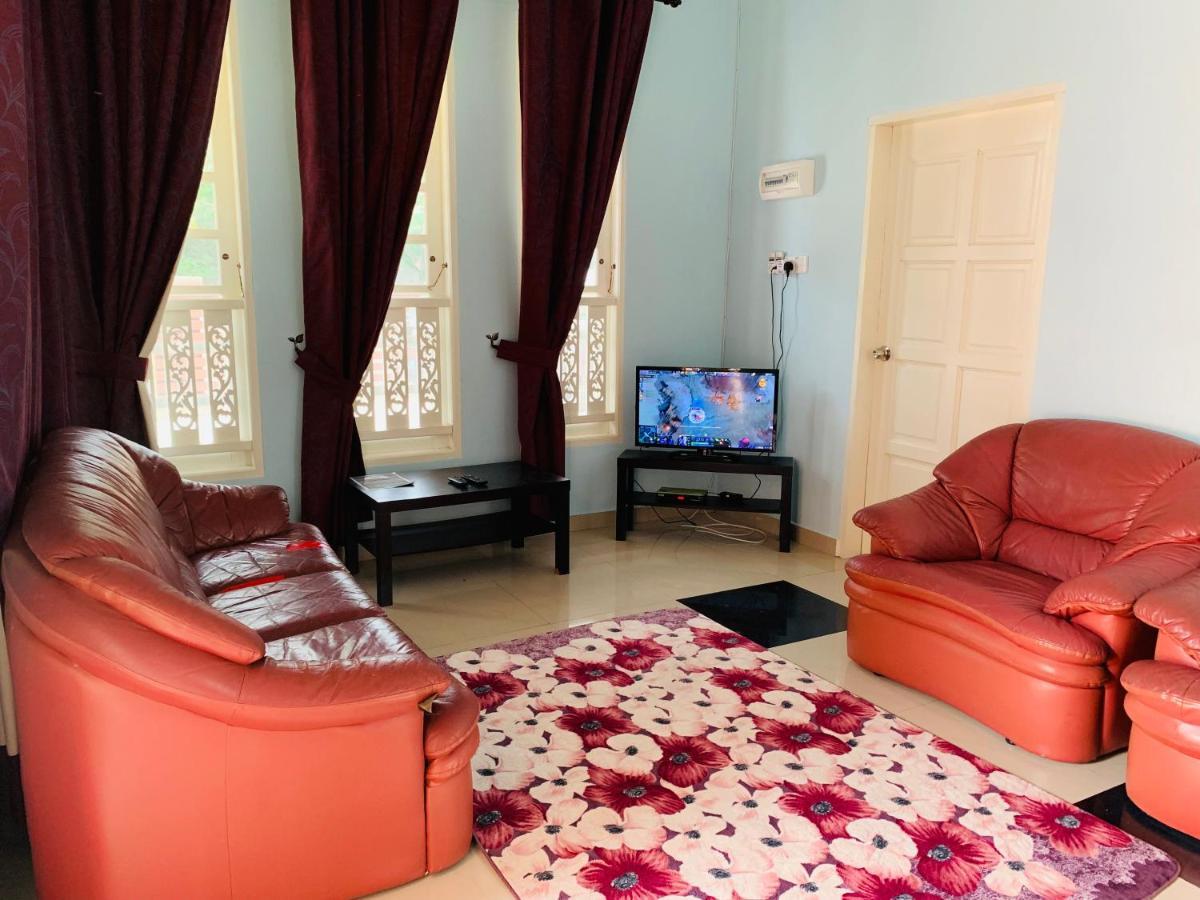 Bj Villa Homestay Kuala Terengganu Exterior foto